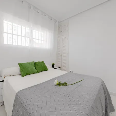 Appartement Sea View Terrace Apartment! *